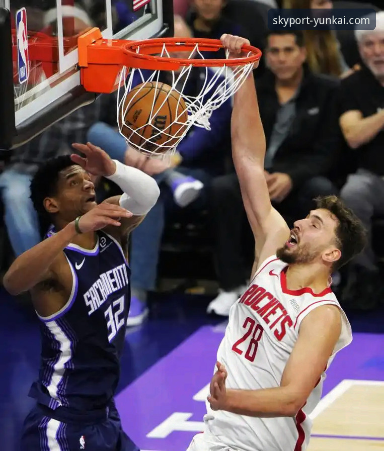 NBA常规赛最新动态：火箭主场大胜尼克斯，云开全站平台赛事解读